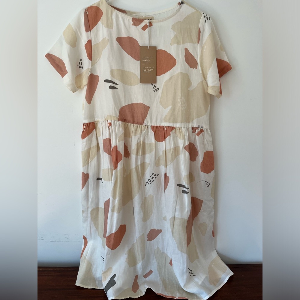 Tradlands Nico dress, NWT